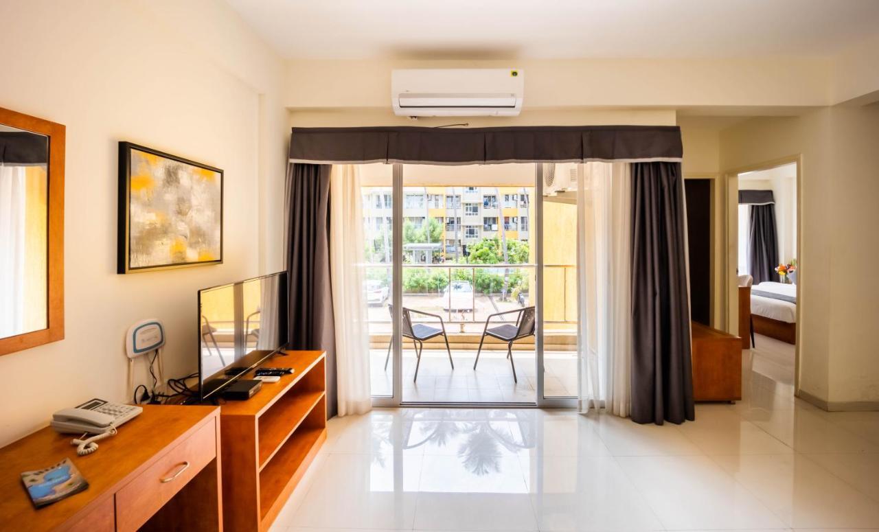 Hotel Reemz Beach Heaven , 安君纳 外观 照片
